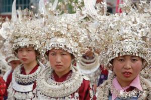 The Oldest Valentine's Day-Miao Sisters