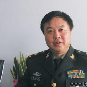 胡宏偉 沈陽軍區前進歌舞團副團長